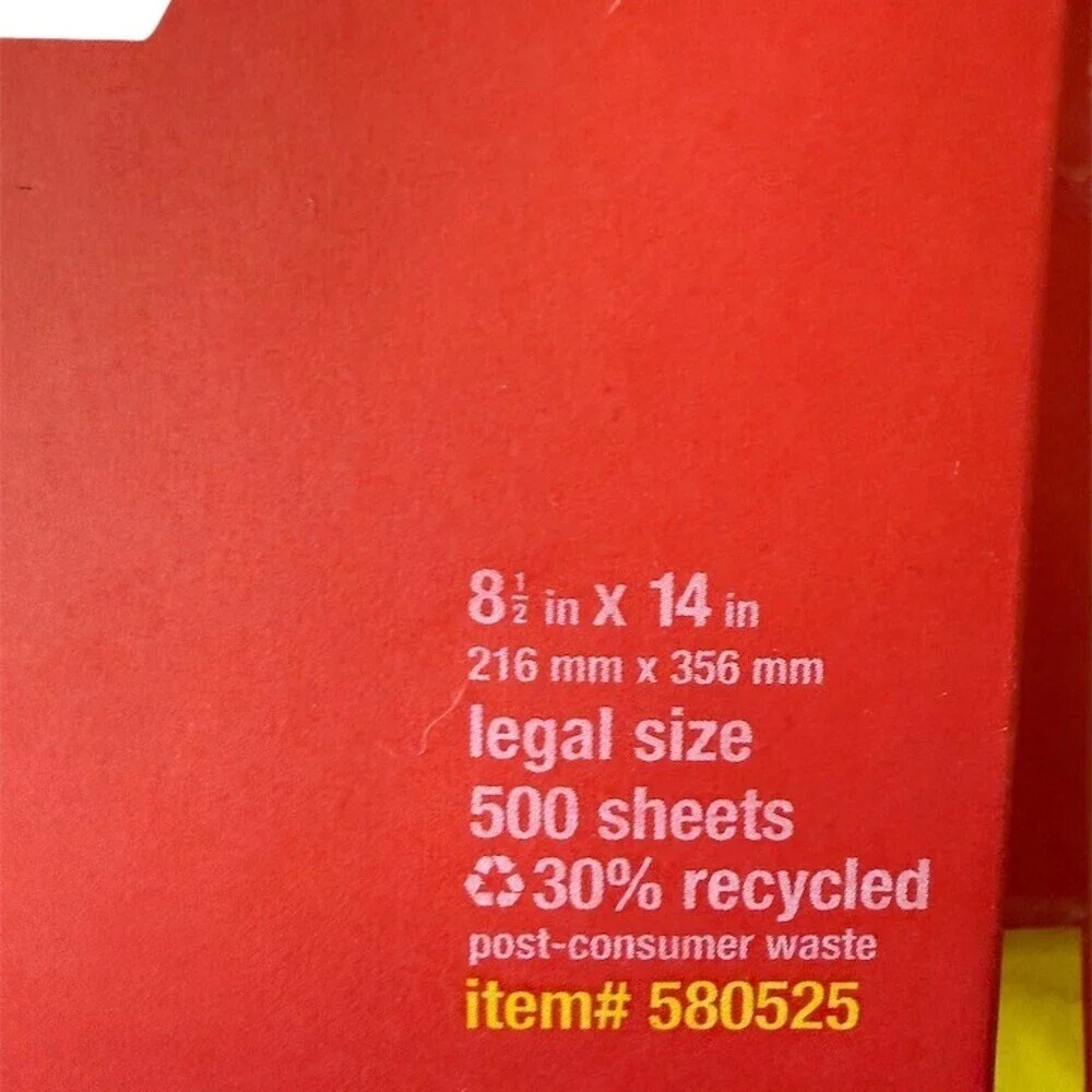 Staples Copy Paper Legal 8.5 x 14 White 20 lb 500 Sheets